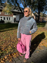Lade das Bild in den Galerie-Viewer, Paillettenjacke „Sparkle“