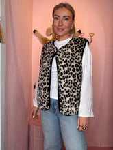 Lade das Bild in den Galerie-Viewer, Teddyweste Cleo
