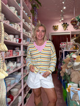 Lade das Bild in den Galerie-Viewer, Strickjacke „Sunny Stripes“