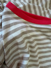 Lade das Bild in den Galerie-Viewer, Streifenshirt