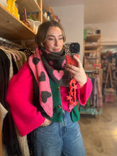 Lade das Bild in den Galerie-Viewer, Dreiecksschal rosa