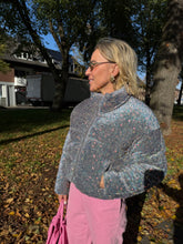 Lade das Bild in den Galerie-Viewer, Paillettenjacke „Sparkle“