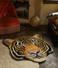 Lade das Bild in den Galerie-Viewer, Doing Goods – Tapis Amis Teppich