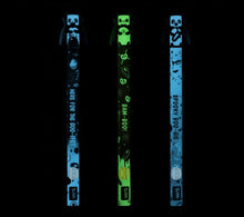 Lade das Bild in den Galerie-Viewer, Legami Spooky Party – radierbarer Gelstift in der Blind Box