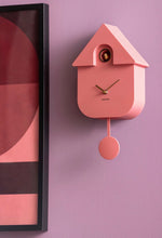 Lade das Bild in den Galerie-Viewer, Karlsson Kuckucksuhr „Modern Cuckoo“
