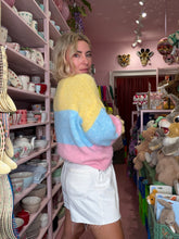 Lade das Bild in den Galerie-Viewer, Strickjacke Colorblock