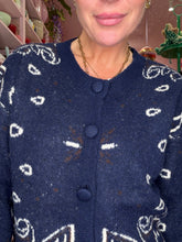 Lade das Bild in den Galerie-Viewer, Paisley Knit Cardigan