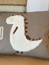 Lade das Bild in den Galerie-Viewer, KISSEN DINO