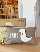 Lade das Bild in den Galerie-Viewer, KISSEN DINO