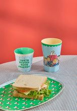 Lade das Bild in den Galerie-Viewer, RICE x PEANUTS – Tall Cup Snoopy
