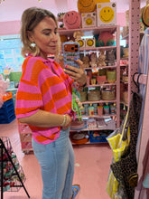 Lade das Bild in den Galerie-Viewer, Strickbluse Orange Pink
