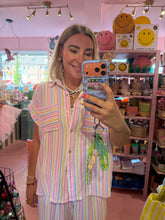 Lade das Bild in den Galerie-Viewer, Bluse Kurzarm Ice Cream Stripes
