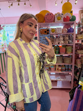 Lade das Bild in den Galerie-Viewer, Candy Quilt Jacke
