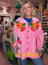 Lade das Bild in den Galerie-Viewer, Jacke Pink Jungle
