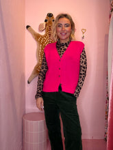 Lade das Bild in den Galerie-Viewer, Mohair-Strickweste Mila
