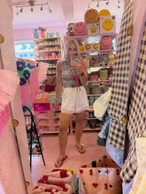 Lade das Bild in den Galerie-Viewer, Shorts Satin sand
