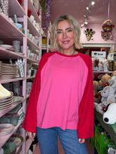 Lade das Bild in den Galerie-Viewer, Pink &amp; Red Longsleeve
