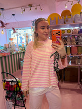 Lade das Bild in den Galerie-Viewer, Longsleeve Strawberry Icecream
