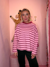 Lade das Bild in den Galerie-Viewer, Stripe Vibes Longsleeve
