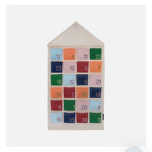Lade das Bild in den Galerie-Viewer, REMEMBER Adventskalender Haus
