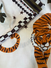 Lade das Bild in den Galerie-Viewer, Rock „Tiger Love“ 🐅
