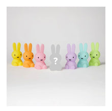 Lade das Bild in den Galerie-Viewer, Miffy Colourful Surprise – Bundle of Light
