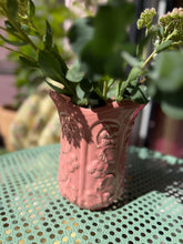 Lade das Bild in den Galerie-Viewer, RICE Keramikvase Pink
