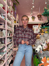 Lade das Bild in den Galerie-Viewer, Schluppenbluse „Check &amp; Bow“
