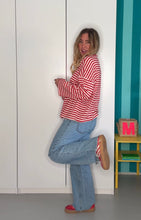 Lade das Bild in den Galerie-Viewer, Oversize Shirt red
