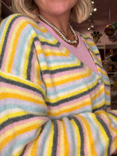 Lade das Bild in den Galerie-Viewer, Strickjacke „Sunny Stripes“
