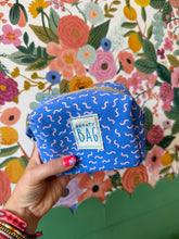 Lade das Bild in den Galerie-Viewer, Kosmetiktasche „Beauty Bag“
